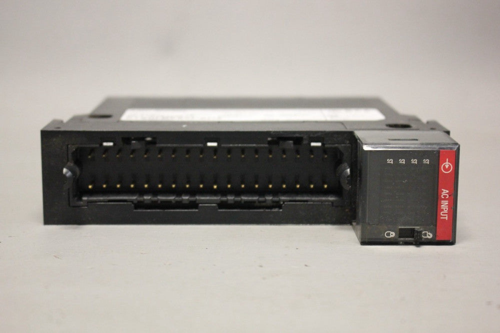 ALLEN-BRADLEY CONTROLLOGIX AC INPUT MODULE 1756-IA32/A