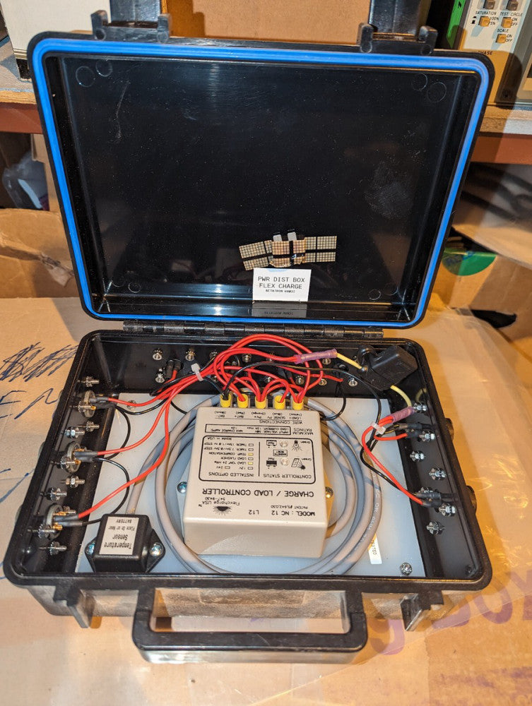 Flexcharge Power Distribution Box w Flexcharge NC 12 Portable Weathertight