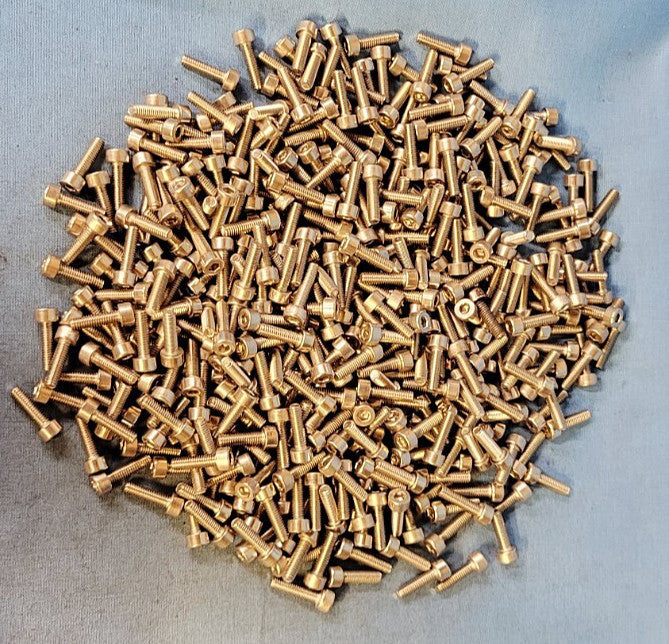 SOCKET HEAD CAP SCREW M4-0.7 X 14MM STAINLESS STEEL **LOT OF 390**