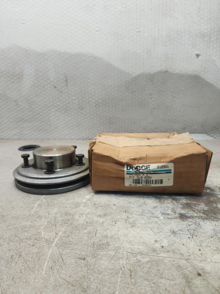 NEW IN BOX DODGE FLANGE ASSEMBLY 2-1/8" MAX BORE 010310 PX70-B9X0