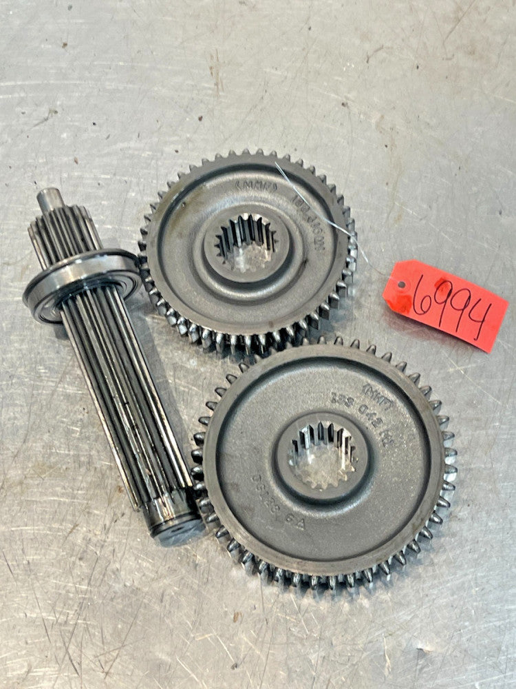 1958 Massey Ferguson 65 Tractor Transmission Shaft & Gears 183042M1 180416M1