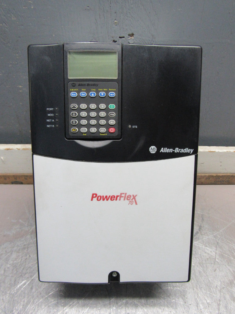 ALLEN BRADLEY POWERFLEX-70 20AD022F0AYNANC0 AC DRIVE 15HP 480V 22A XLNT TAKEOUT