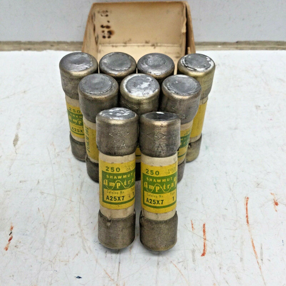 SHAWMUT A25X7 AMP-TRAP TYPE 1 FUSE 7 AMP 250V A25X7-1 (LOT of 9)