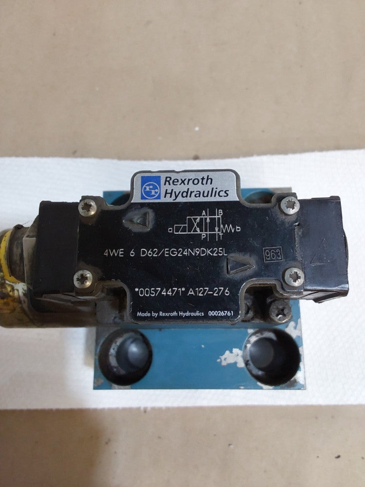 Rexroth 4WE 6 D62/EG24N9DK25L Solenoid Valve 5100psi 24VDC 1.25A  USEDW/25553 BL