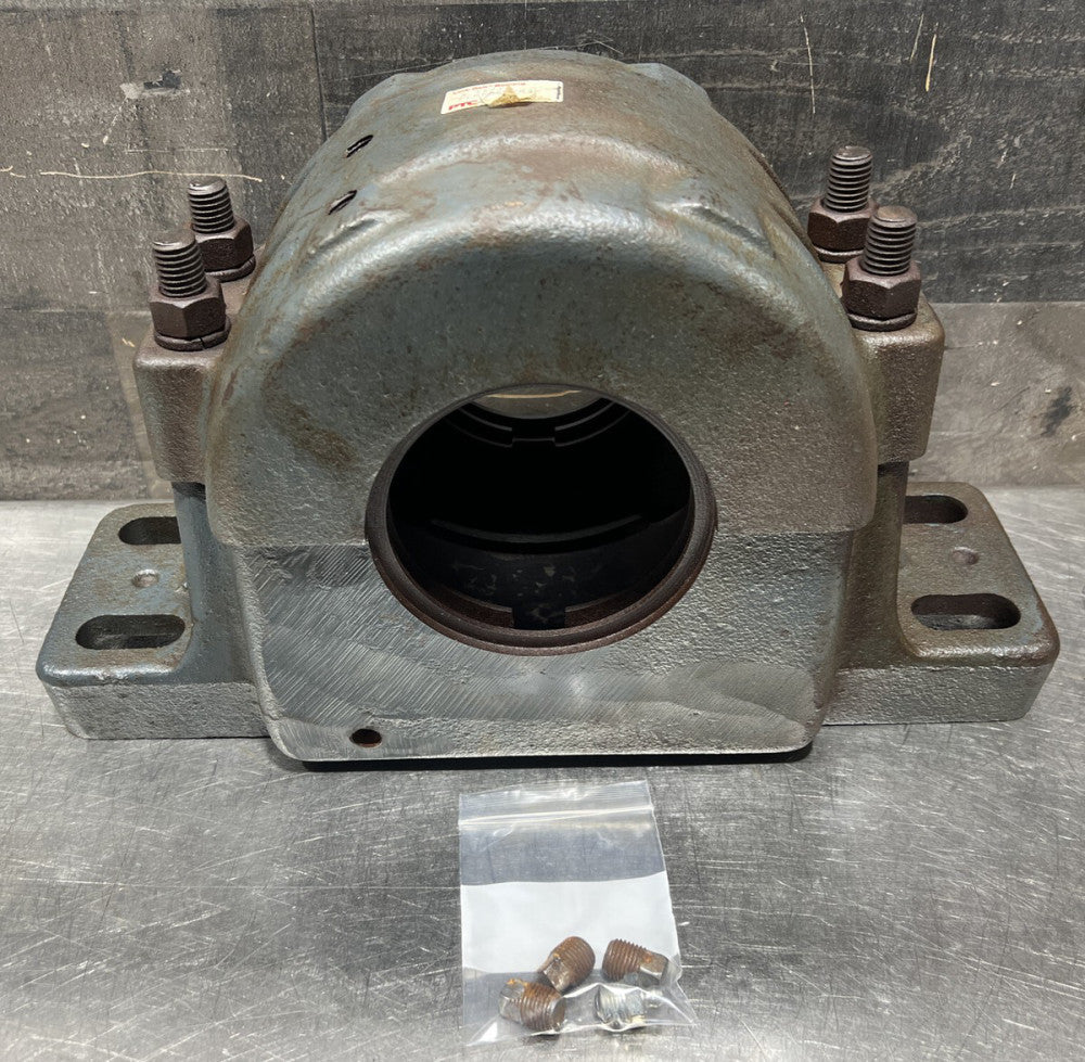 LINK BELT Pillow Block Bearing Housing PTC PLB6863FR3 Nos Surplus. Item ID 4