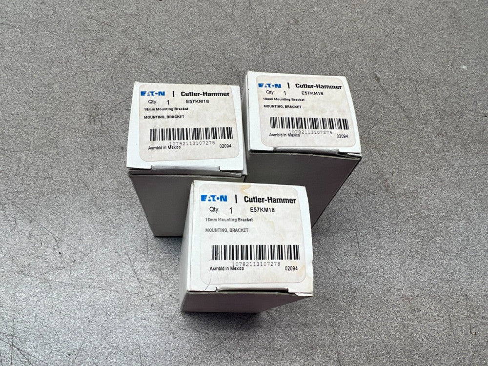 LOT OF 3 NEW IN BOX EATON MOUNTING BRACKET E57KM18