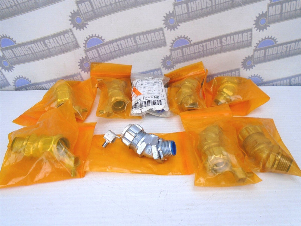 (9 Pcs) Thomas & Betts - 5342GR - 1/2" - 45° LIQUIDTIGHT GROUNDED FITTING (NEW)