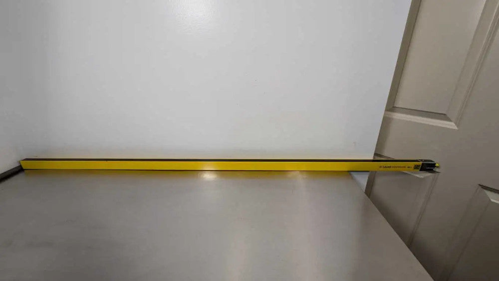 Leuze MLC510R20-1500 Light Curtain Receiver 68001215 0-15m 26ms 24VDC 150mA
