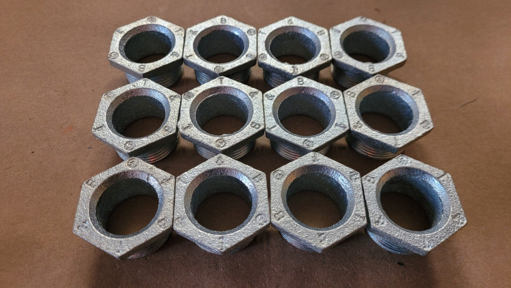 Lot Of 12 Thomas & Betts 844 1" Malleable Iron Chase Conduit Nipples