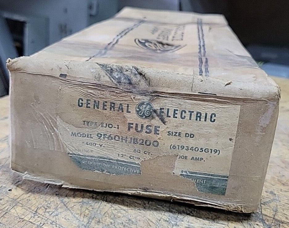 1) New Old Stock! GENERAL ELECTRIC 9F60HJB200 FUSE 200E AMP