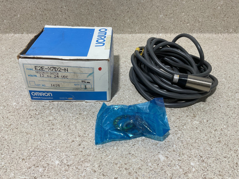 Omron E2E-X7D2-N NEW