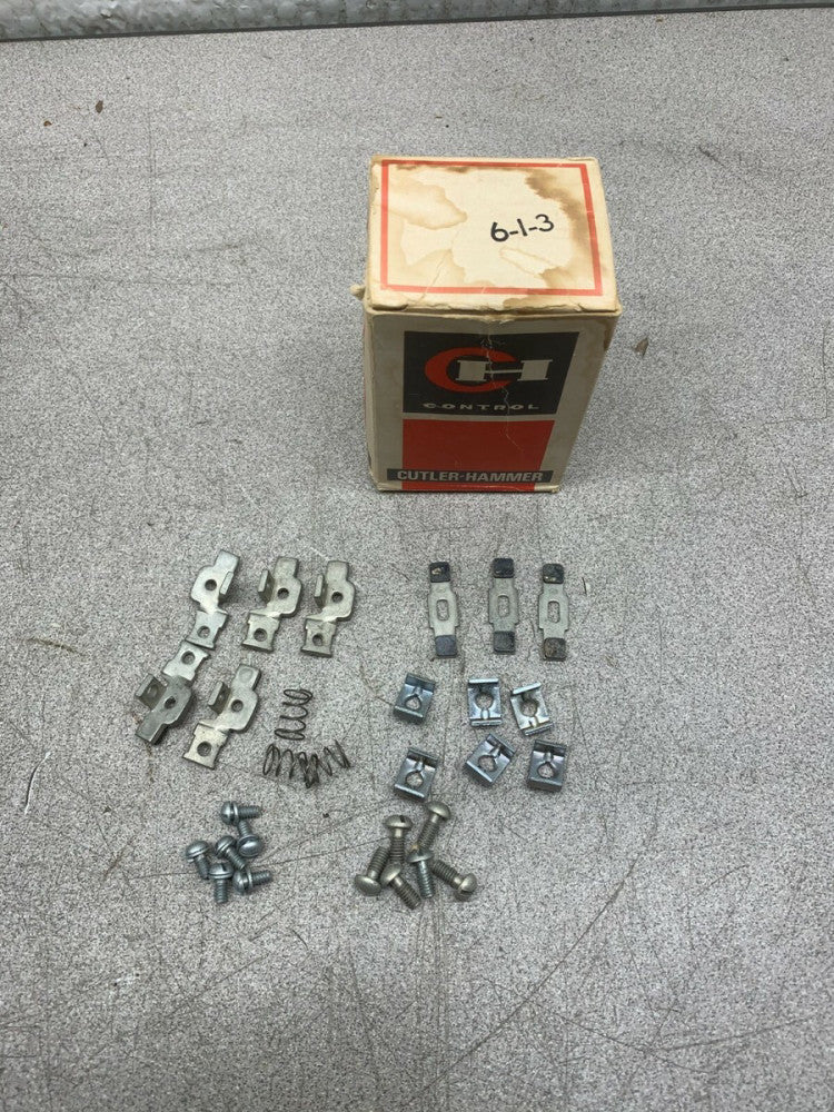 NEW IN BOX CUTLER-HAMMER 3 POLE SIZE 0 CONTACT KIT 6-1-3