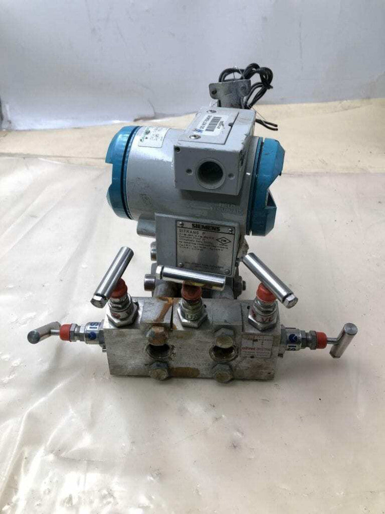 Siemens Sitrans P 7MF4432-1DA22-1HC1-Z  Differential Pressure Sensor 0.12-3.6PSI