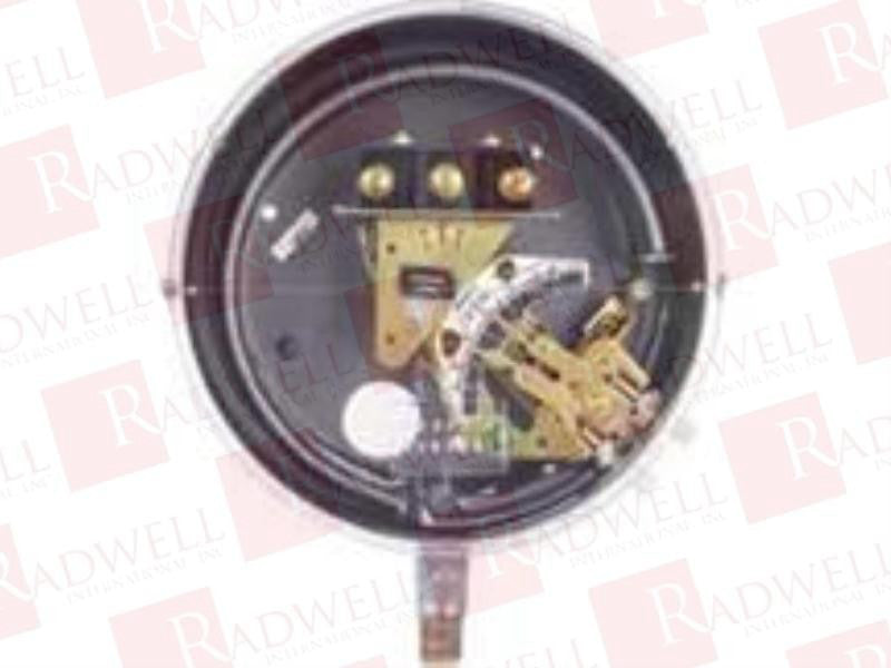 DWYER DA-31-153-9 / DA311539 (NEW IN BOX)