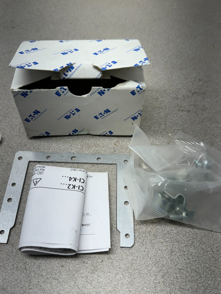 NEW IN BOX EATON MOELLER MOUNTING STEEL SCREEN MBS-I2 CIX-MBS-I2Q
