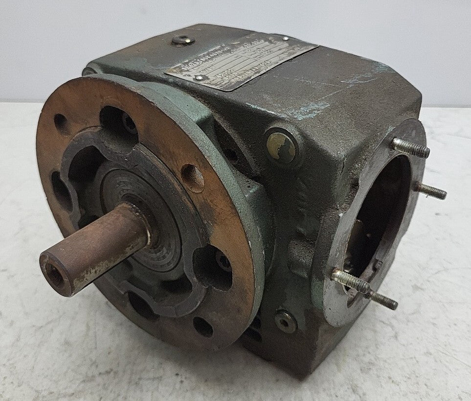 Sew-Eurodrive SF42DT80K4BM61KR Gear Box 43.35 Ratio 930 Lb-in Torque B51B *USED