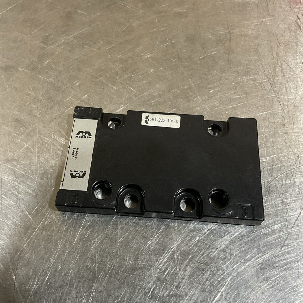 Rexroth Mecman 581-222-100-0 Pneumatic Block Unused 6812231000/5812231000