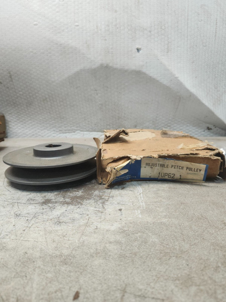 NEW IN BOX EATON ADJUSTABLE PITCH PULLEY 1VP62M