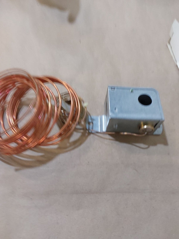 SIEMENS. P/N: 134-1510. ELECTRIC LOW TEMP. Cutout Control Range 35°F TO 45°F