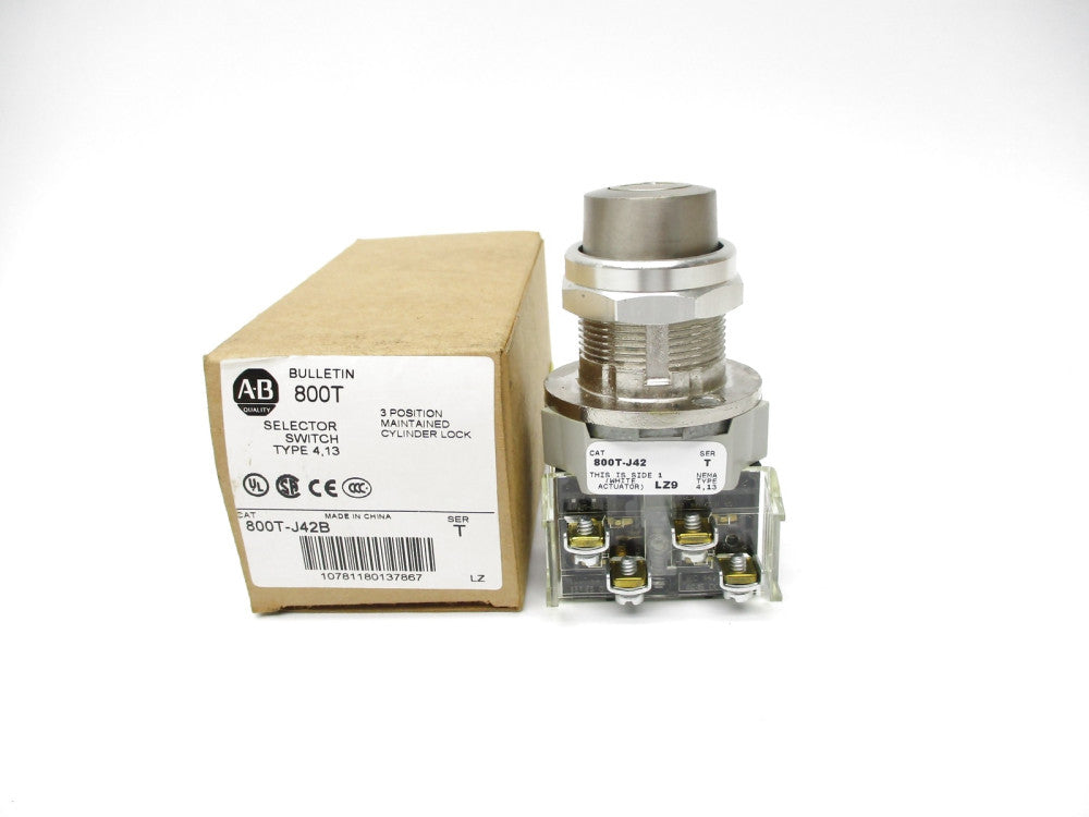 ALLEN BRADLEY 800T-J42B SER. T (W/O KEY) (BR/WH) NSMP