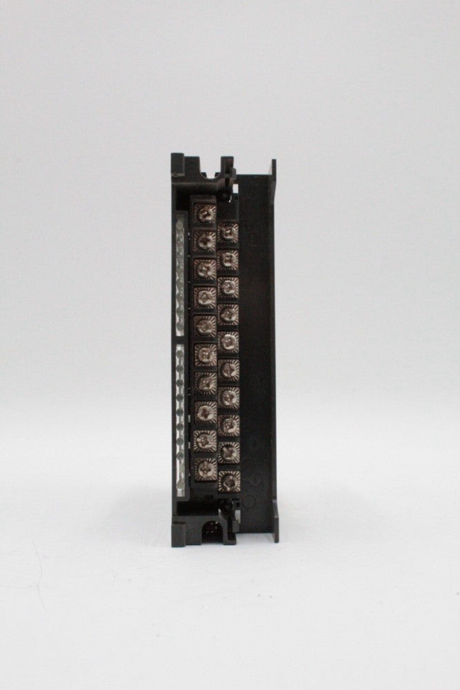 Honeywell 900A01-0002 8-Channel Analog Input Module (No Door)