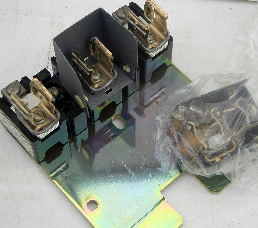 Allen Bradley ~ 1494F-C633 ~ 1494FC633 Series B Fuse Block Adapter Plate Kit New
