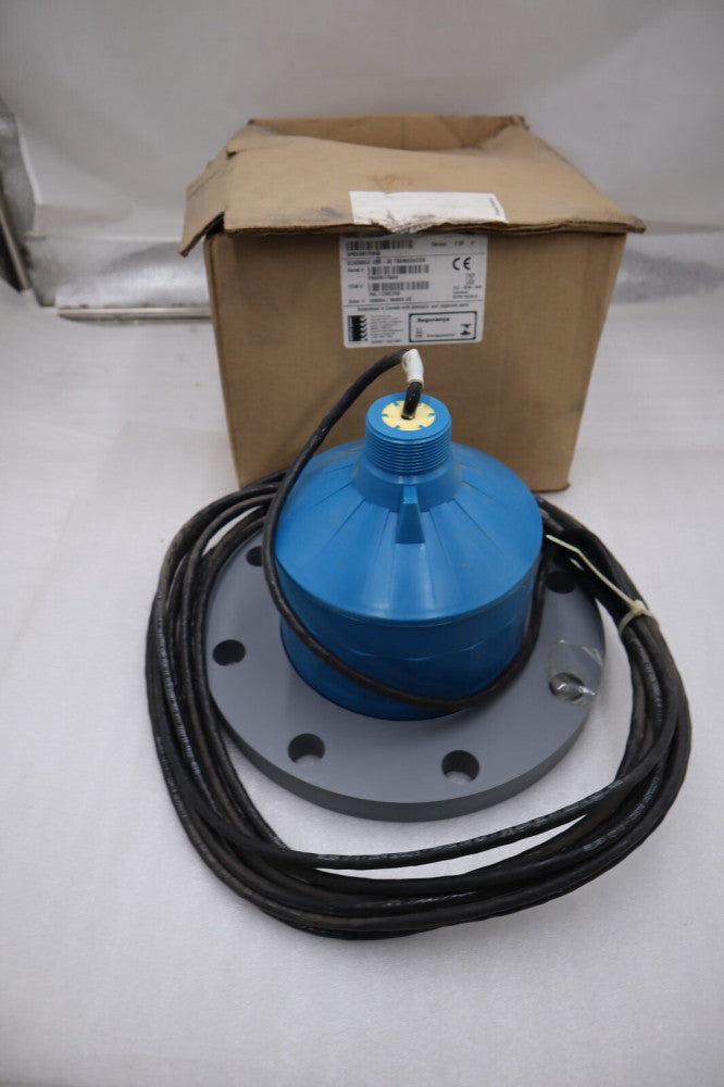SIEMENS MILLTRONICS Echomax XPS-30 Ultrasonic Transducer NEW WITH BOX STOCK H815