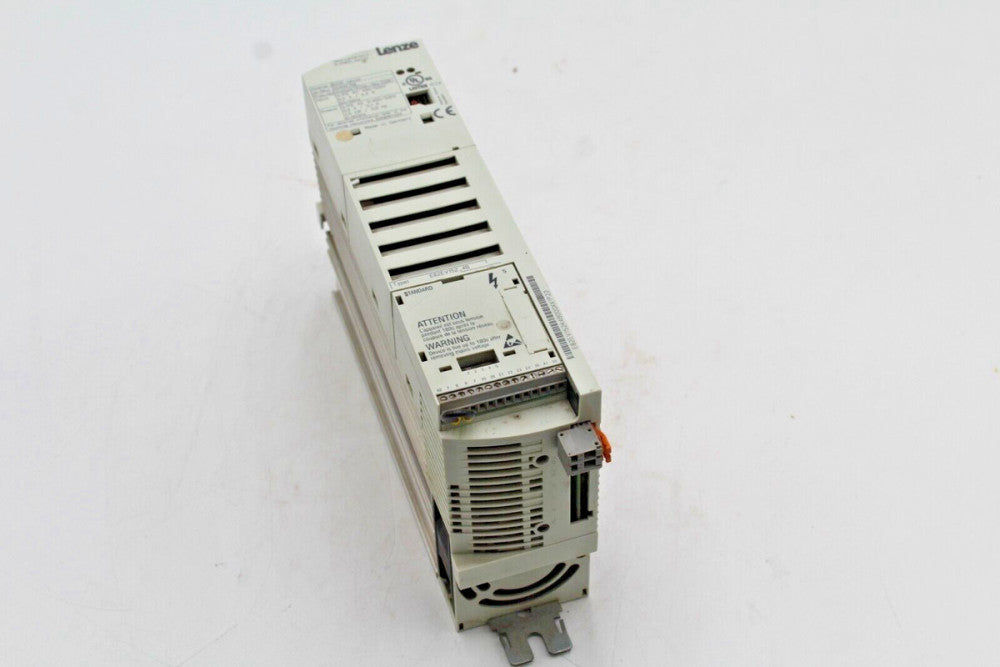 Lenze E82EV152K4B000XX1P22 Drive