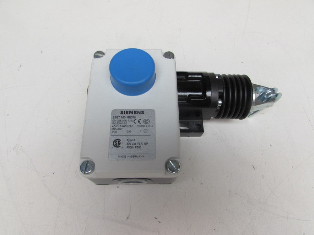 SIEMENS 3SE7140-1BD00 LIMIT SWITCH , 6A /400V , N/NIB! MAKE OFFER! 