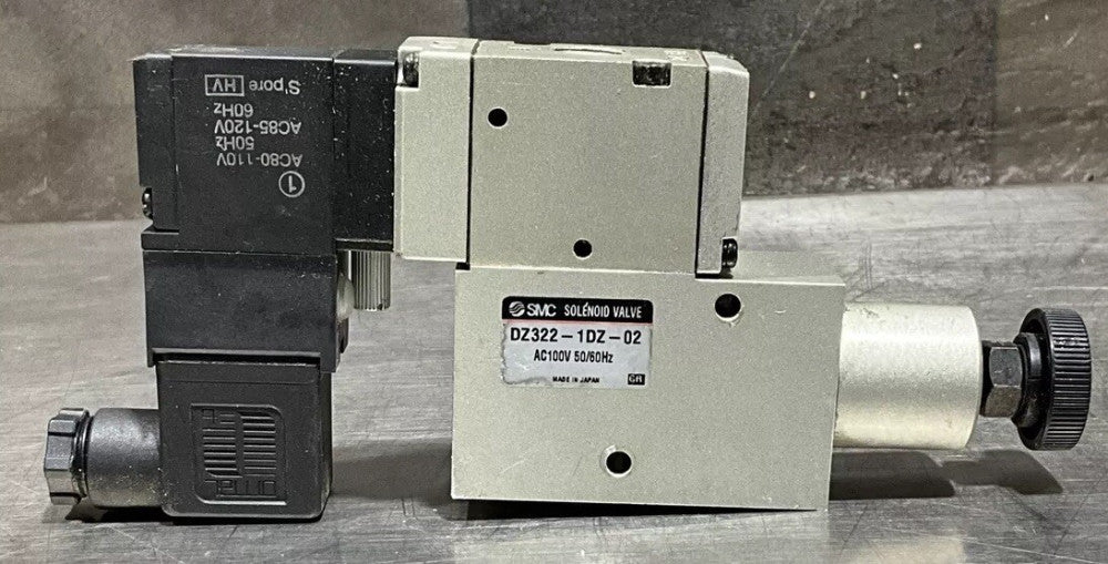 SMC Dz322-1dz-02 5060hz Ac100v Nos Surplus No Original Box Storage Worn
