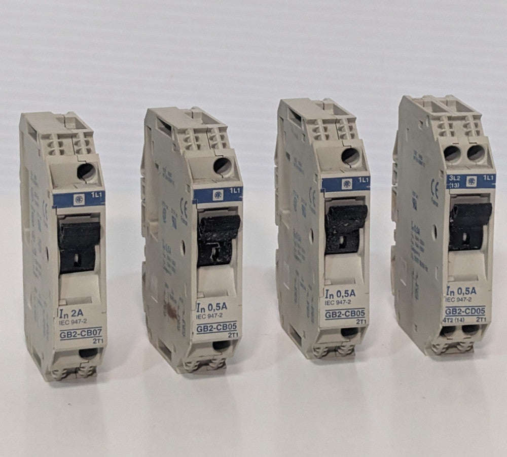Lot of 4: Schneider GB2-CB07 TeSys thermal-magnetic industrial circuit breakers