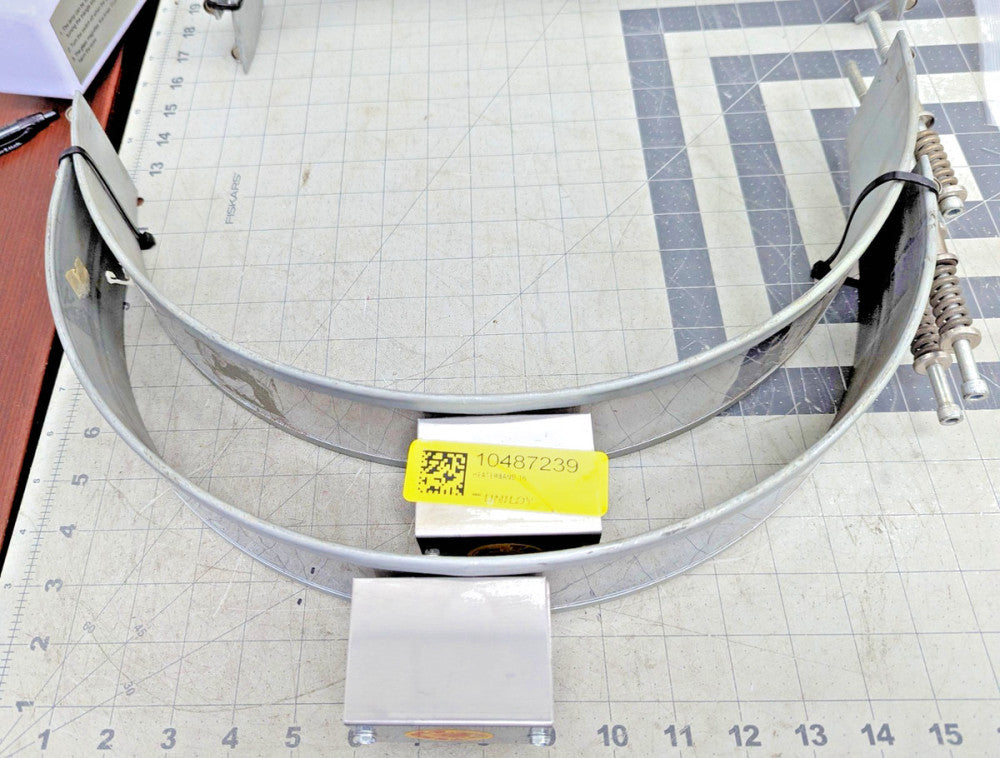 16” x 3” 2 Piece Mica Band Heater 3500W 575V MBH04988 Tempco 10487239 Uniloy [C2