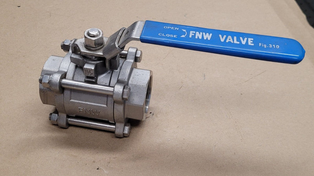 NOS FNW 310 1-1/2" CF8M Stainless Steel Ball Valve 1000 WOG