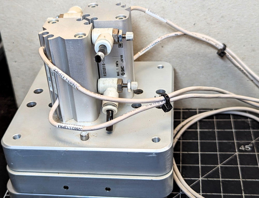 Double Compact Cylinder Thru Hole Mount With Hardware WORKING PULL [B4S3]