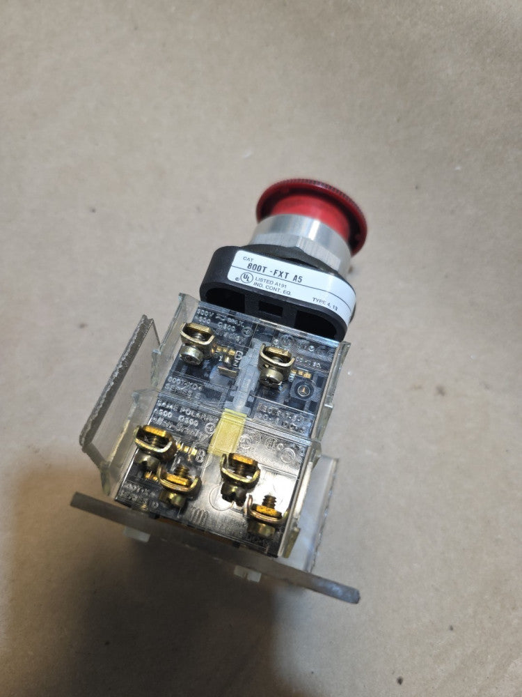 Allen Bradley 800T-FXT A5 2-Position Red Twist Push Button Ser. T  