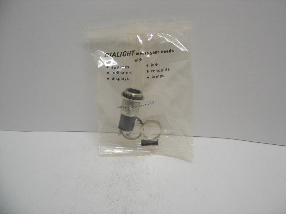 DIALIGHT/DIALCO 124-1363-01-113 LAMP HOLDER OIL TIGHT PANEL MOUNT PMI BASE NIB