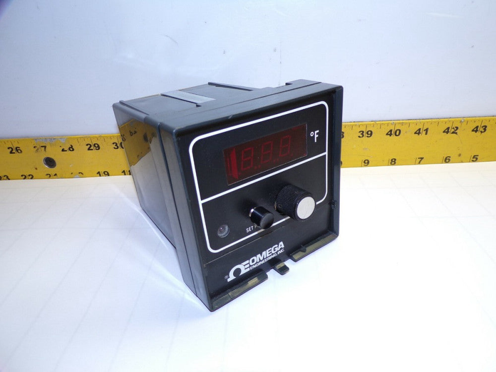 OMEGA TEMPERATURE CONTROLLER 115/230 VAC 0-100º F 10 AMP  CN5001J2 