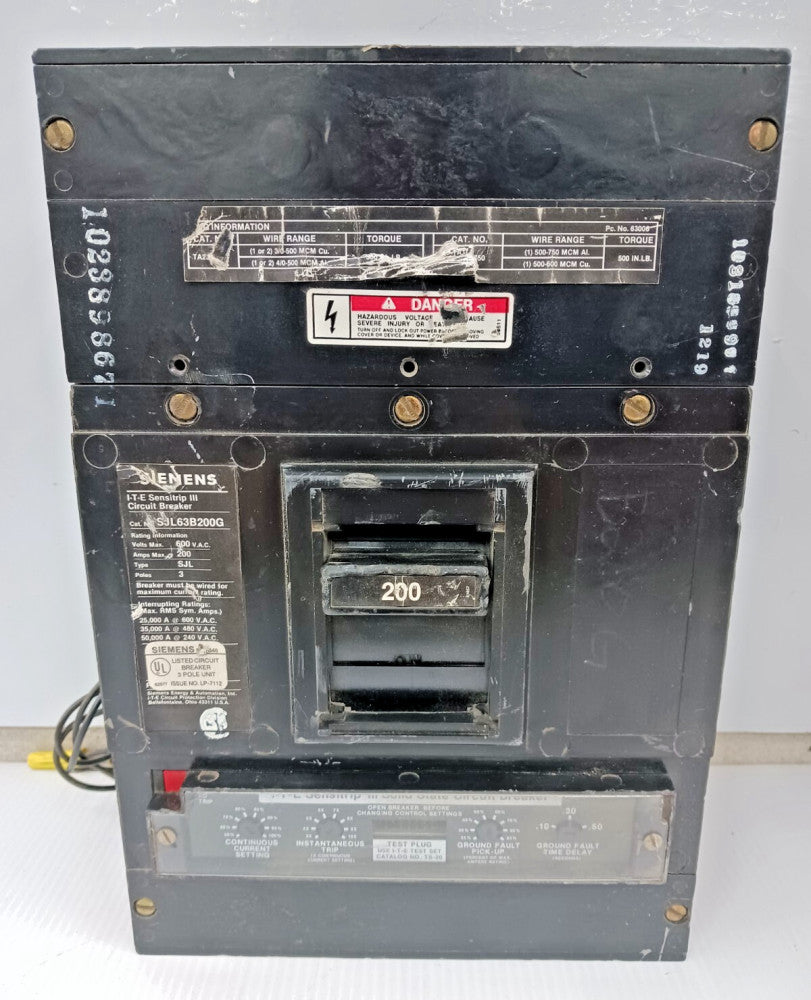 SIEMENS SENSITRIP III 200 AMP CIRCUIT BREAKER 3 POLE 600 VAC SJL63B200G