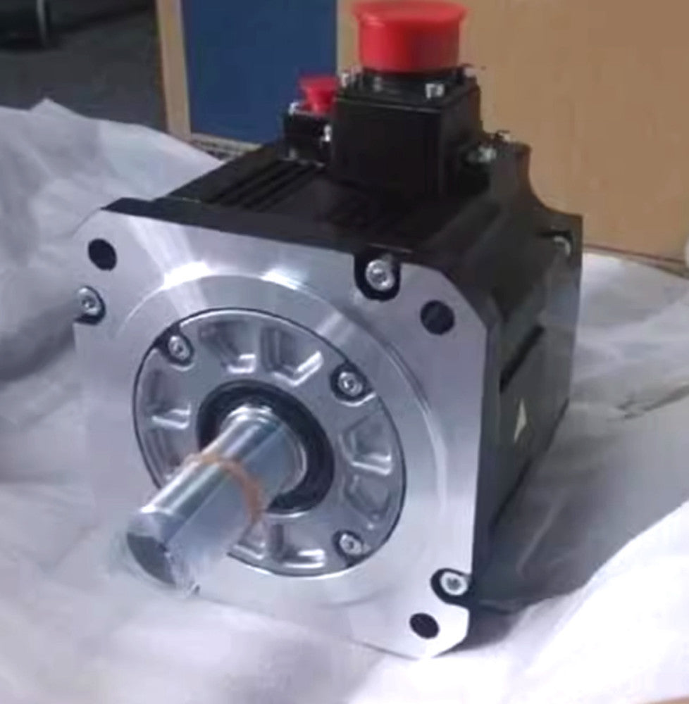 NEW YASKAWA AC SERVO MOTOR SGMDH-12A2A-YR13
