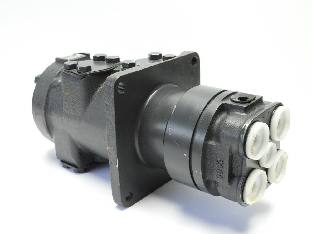 Doosan 400826-00011A Hydraulic Center Joint Pump Motor for DX210 / DX225LCB Exca