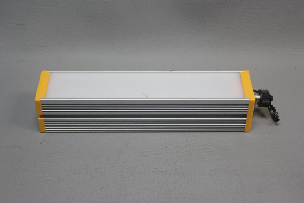 EFFILUX ADJUSTABLE BEAM ANGLE LED BAR   EFFI-FLEX-BL-200-465