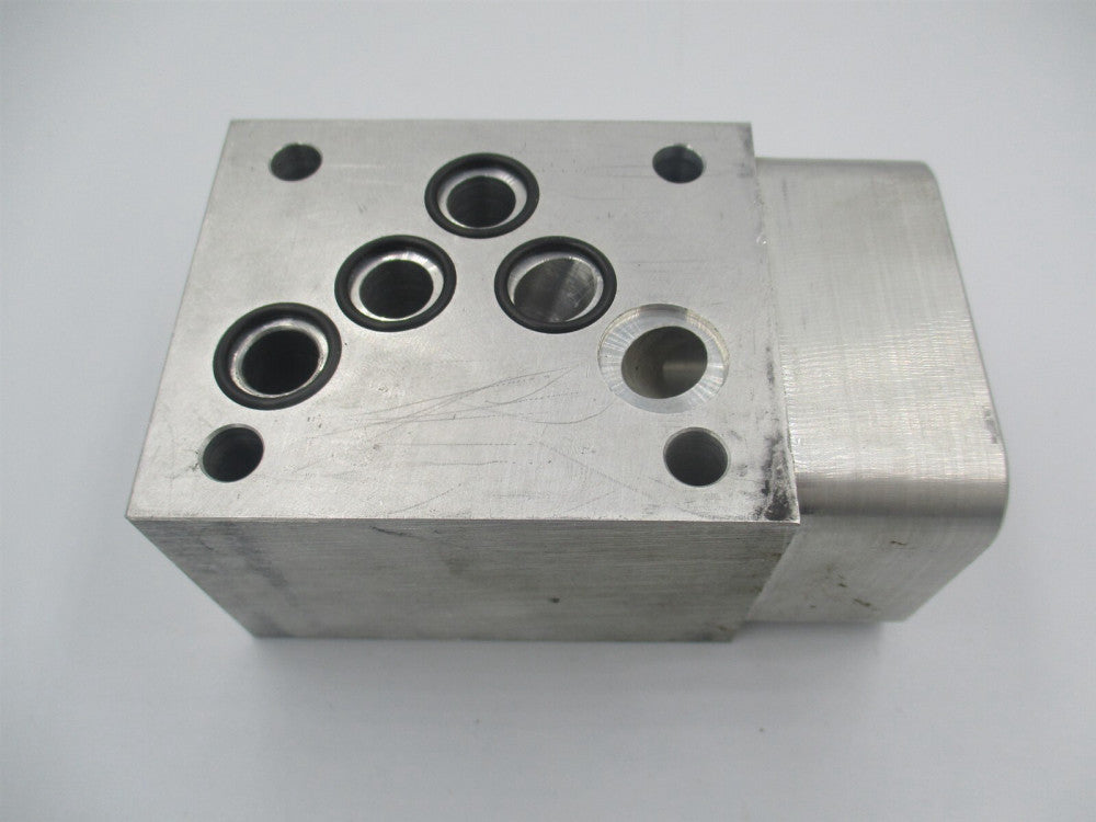 Sun Hydraulics (CBA 65) Hydraulic Aluminum Sandwich Manifold 