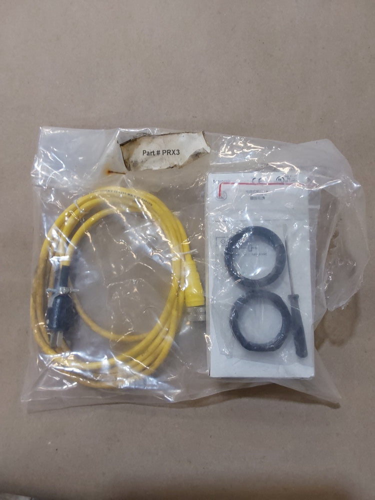 IFM KI0054 Proximity Switch Sensor  KI-2200NFB0AP2T/LS100  New With Cable 