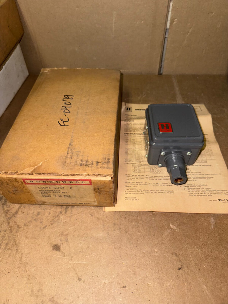 HONEYWELL L604A10372 PRESSURETROL, 250-VAC MAX, NEW-OPEN BOX! MAKE OFFER!