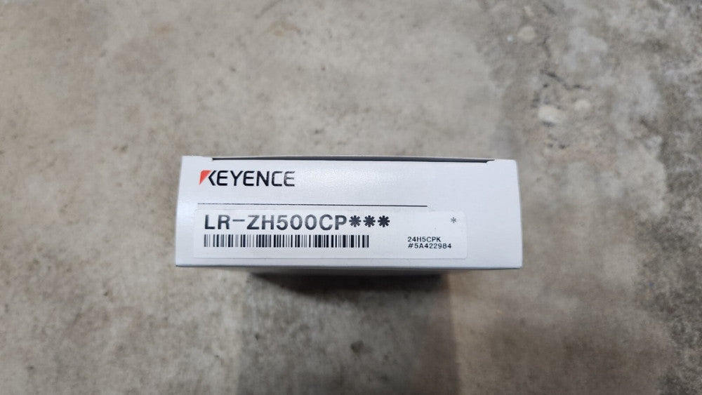 KEYENCE LR-ZB240CB  Laser Sensor