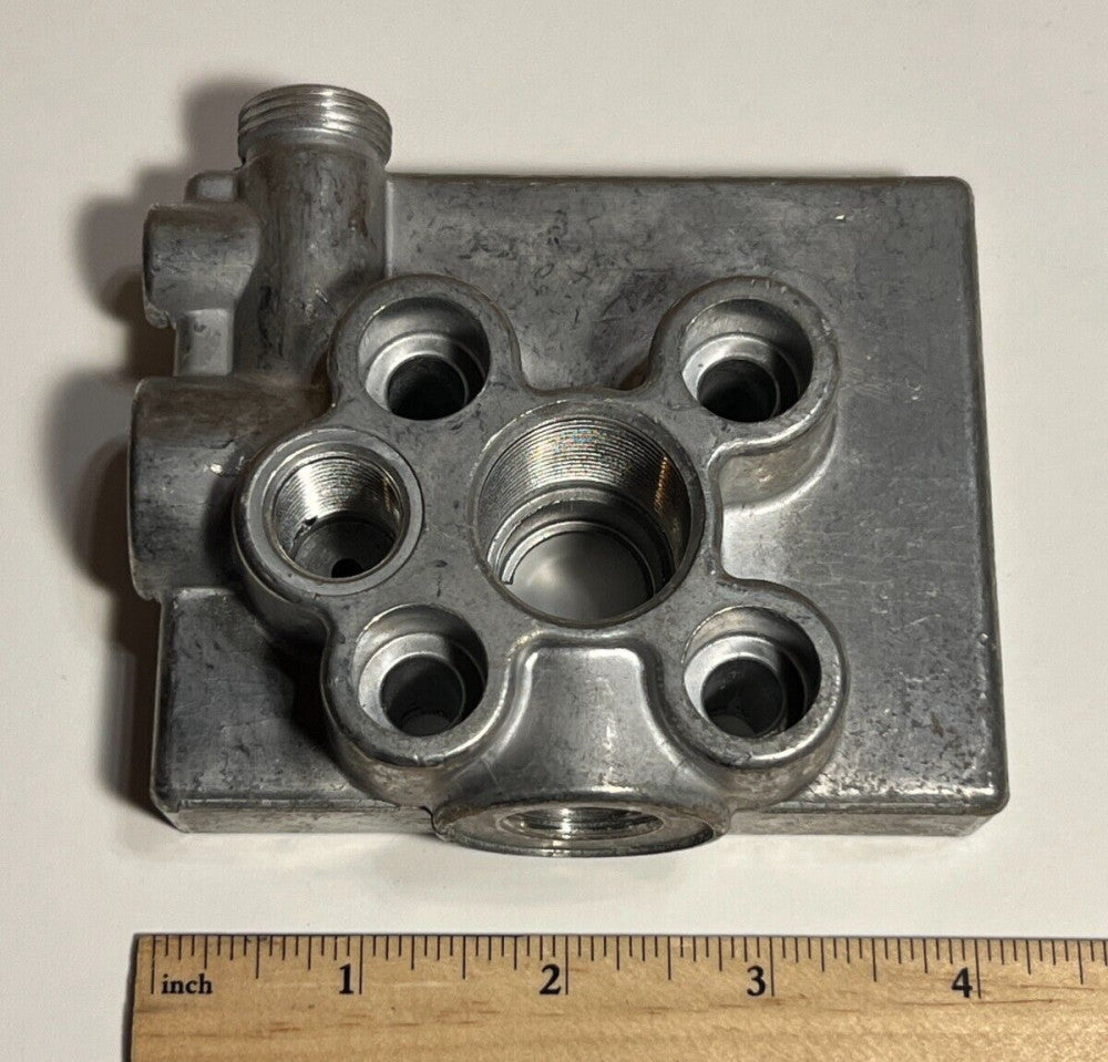 Titan Low Profile Air-Assisted Pump Head Block IMP 0270460