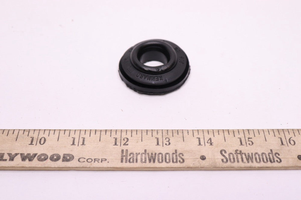 Kennard Grommet 7/8" OD 1/2" IPS .775" x 2" 825 