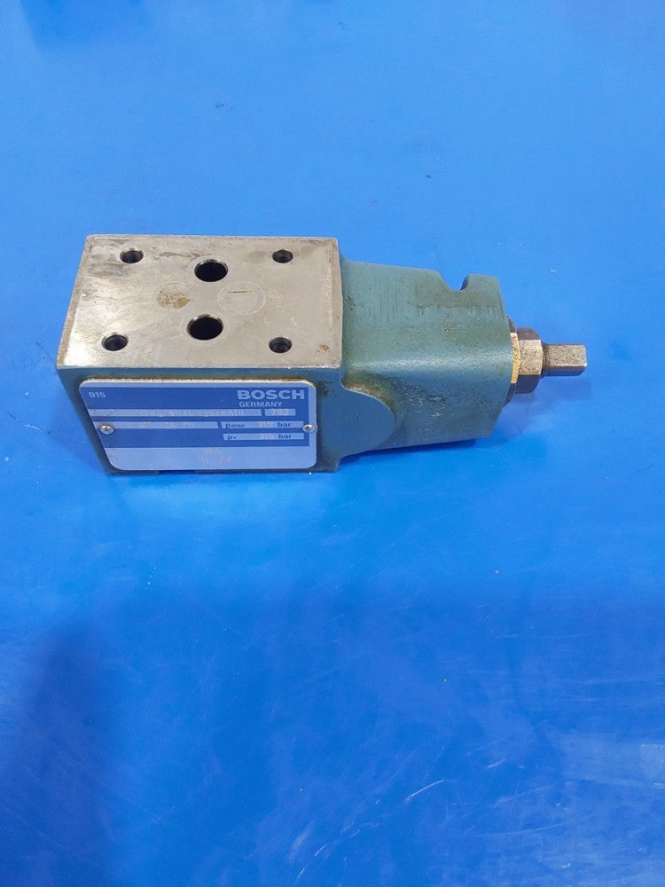 Bosch 0 811 104 111 Pressure Relief Valve