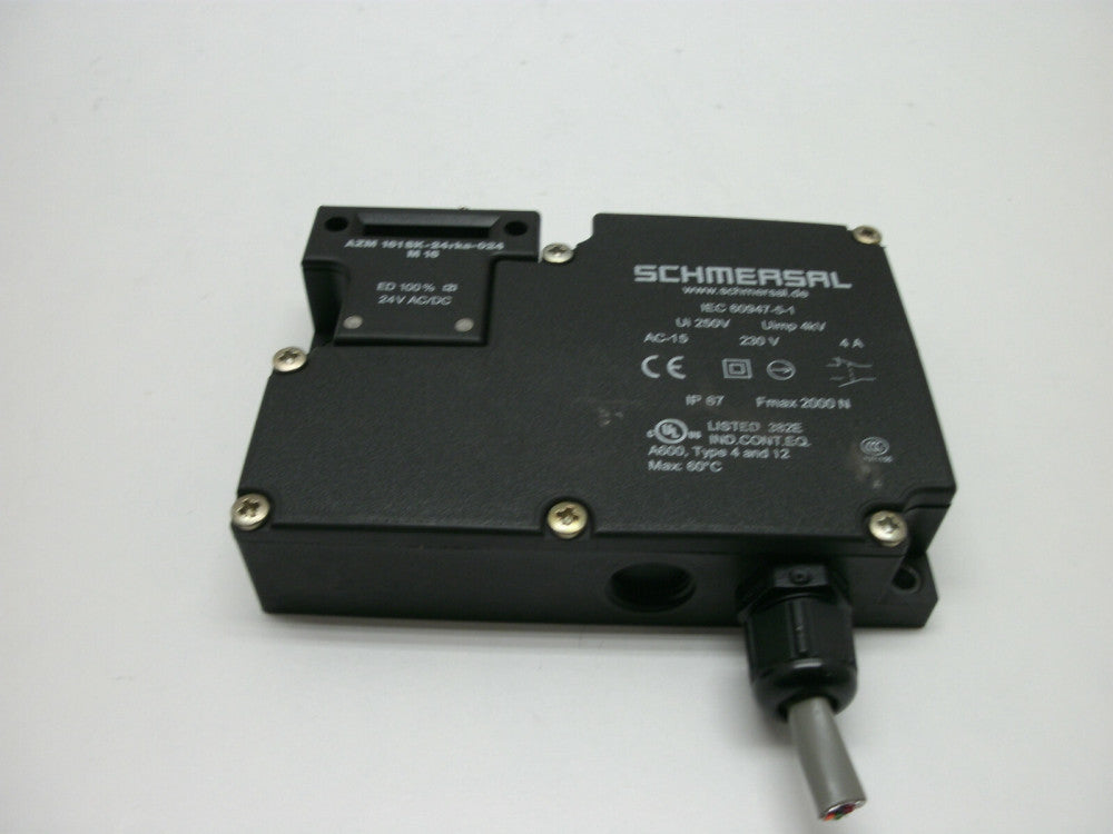 SCHMERSAL AZM 161SK-24rka-024 M16 SAFETY INTERLOCK SW 4A 24V AC/DC BOTTOM CONN
