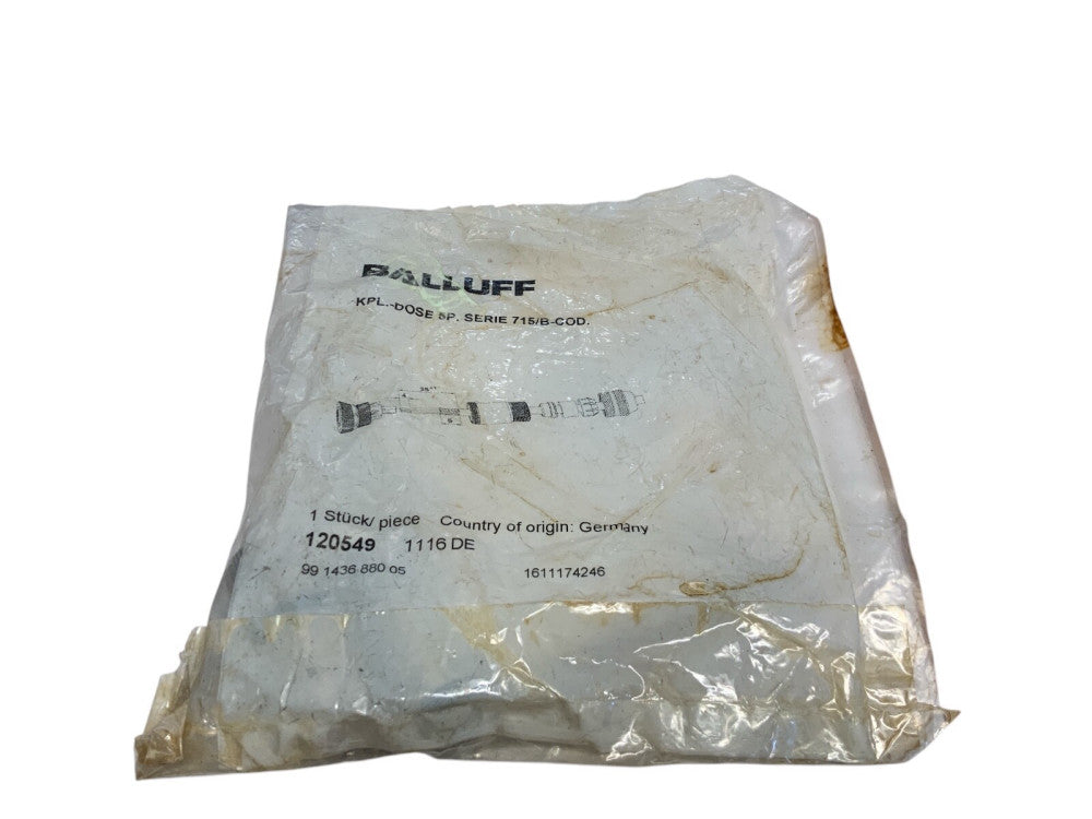 1PCS BALLUFF KPL-DOSE 5P SERIE 715/B-COD